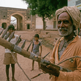 ラヴァナハッタを演奏する楽師（インド）
写真提供：田森雅一