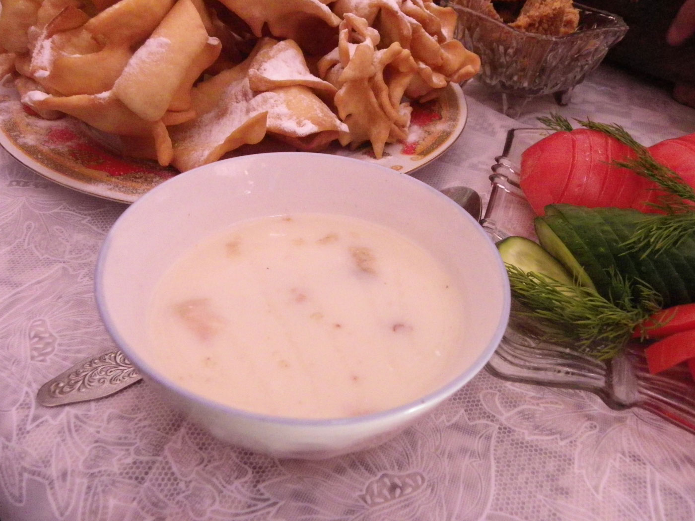 春分に食べるナウルズ・コジェ=カザフスタンで2015年3月、筆者撮影