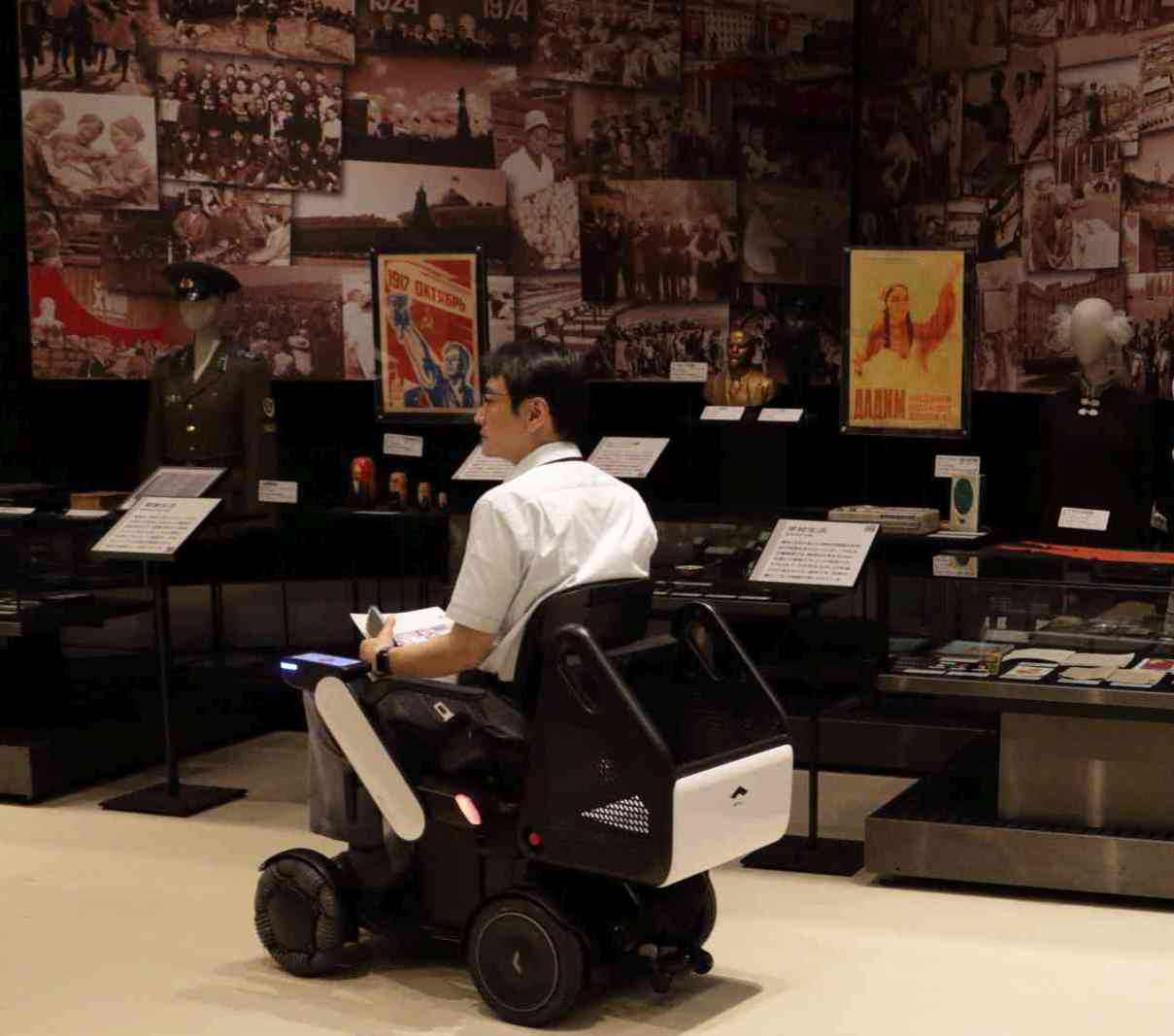 本館展示場の自動運転モビリティ体験走行(参加者募集)